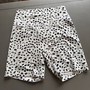 Vitality Cloud II short size small snow leopard